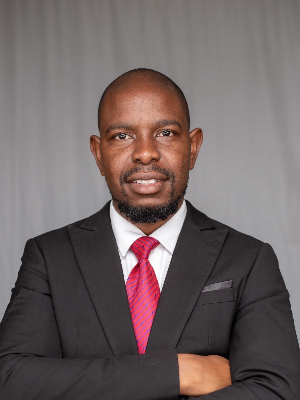 Mr. Chifuniro Kandaya